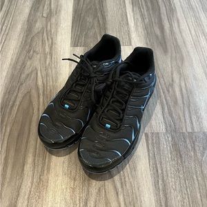 Nike Air Max Plus Black University Blue 🏫